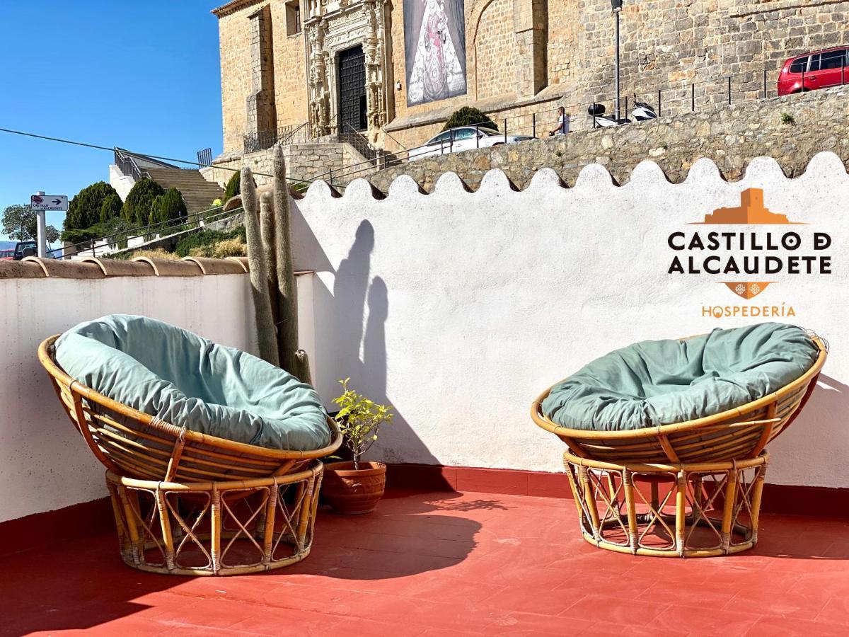 Hospederia Castillo De Alcaudete Buitenkant foto